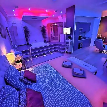 Loft & Privatif Appartamento *